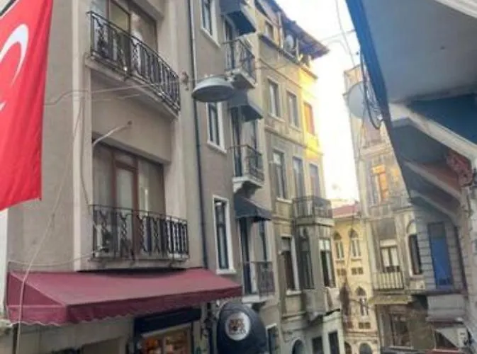 Elegance Aparts Cihangir 公寓式酒店 4*