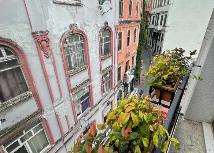 公寓式酒店 Elegance Aparts Cihangir 伊斯坦布尔