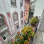 Apart-hotel Elegance Aparts Cihangir Istambul