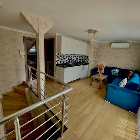 מלון דירות Elegance Aparts Cihangir 4*