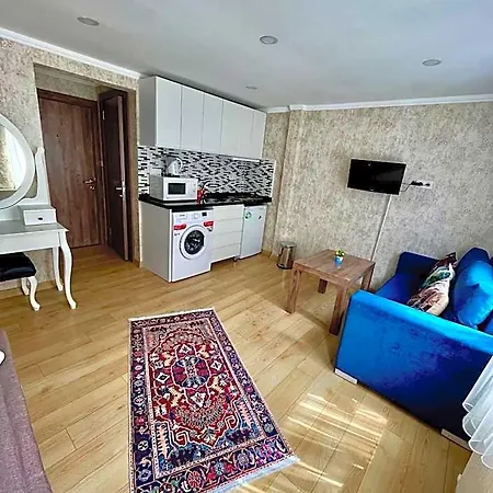 Elegance Aparts Cihangir Apartmanhotel 4*