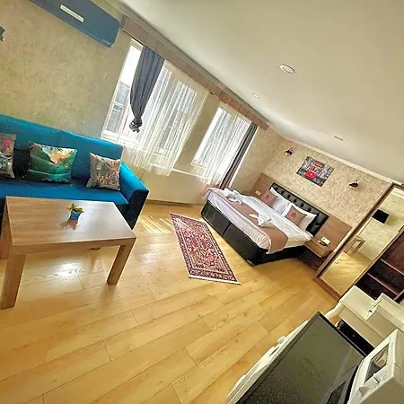 Elegance Aparts Cihangir