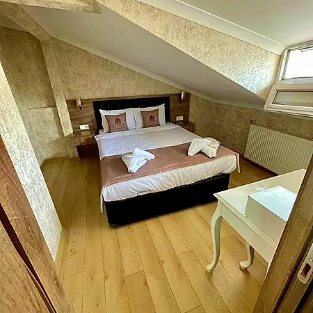 Elegance Aparts Cihangir 4*